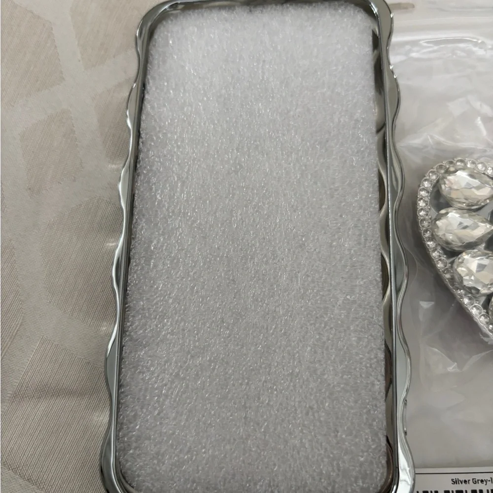 Apple iPhone 13 Pro case Silvery Mirror heart Rhinestone